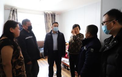 暖心慰问 虎年送福|东升国际官网春节前夕慰问难题职工