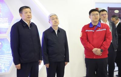黑龙江省委副秘书长王辉光临东升国际官网参观调研